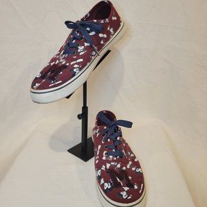 Mickey Mouse tennis shoes